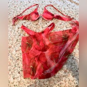 Bikini pink with cover .